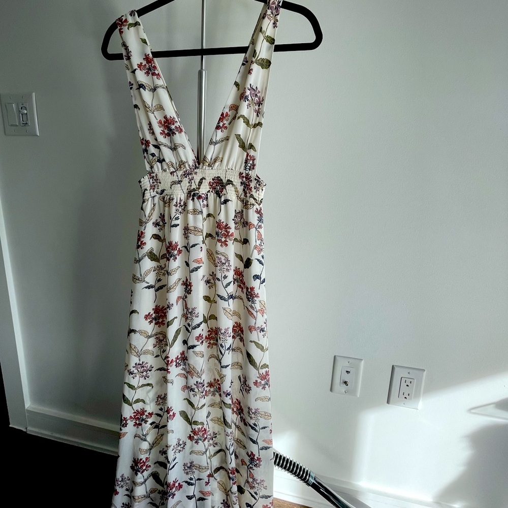 Floral white maxi dress